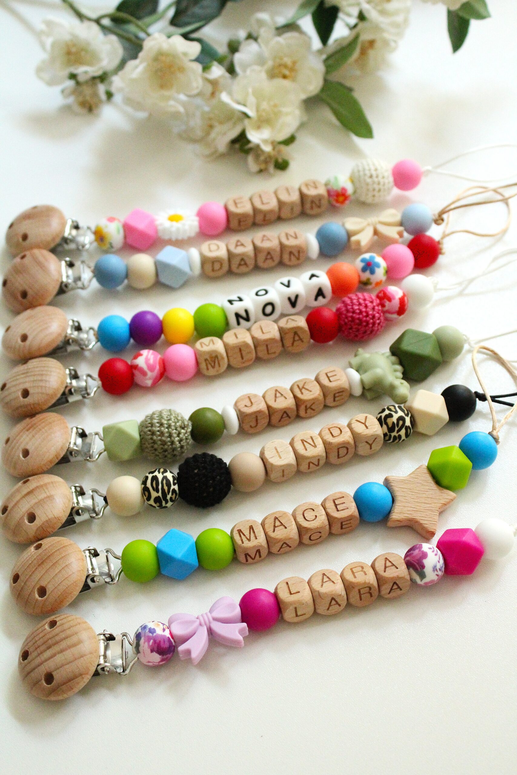 ontwerp zelf jouw speenkoord met naam