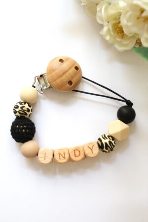 speenkoord met naam zwart beige panterprint indy