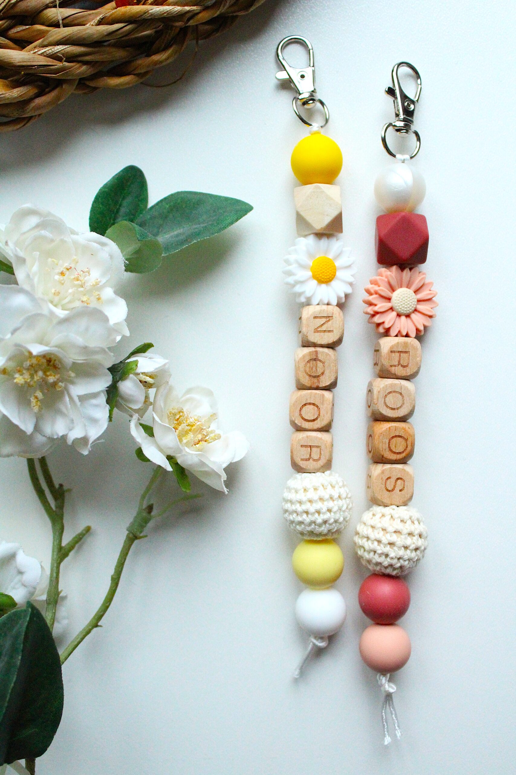 sleutelhanger met naam geel roze